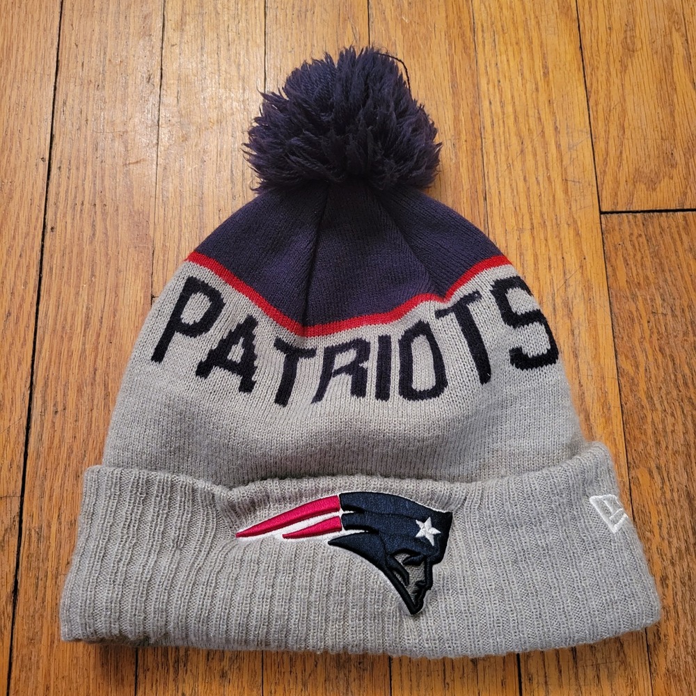 New Era New England Patriots NFL Knit Beanie Pom Pom Hat Grey Navy Fleece Lined